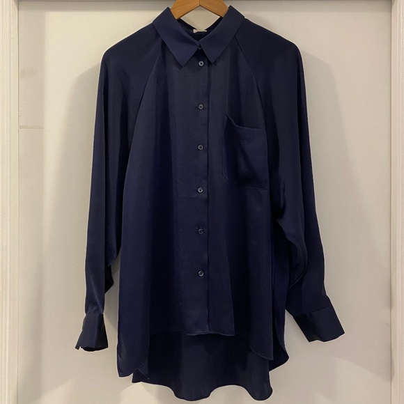 Aritzia Wilfred Relaxed Button Up Shirt - Picture 3 of 4
